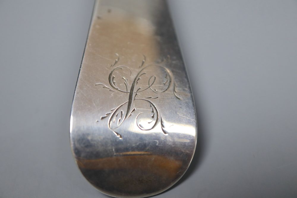 A George III silver server, indistinct makers mark, London 1800, 31.5cm, 150 grams.